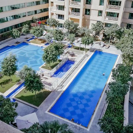Nasma Luxury Stays - Fancy Apartment With Balcony Near Burj Khalifa Dubai Exterior photo