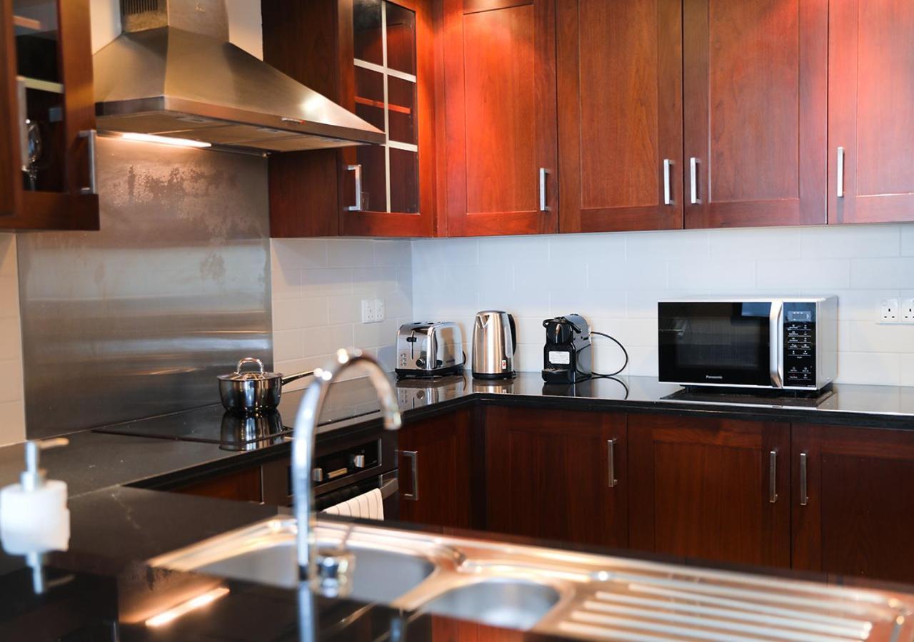 Nasma Luxury Stays - Fancy Apartment With Balcony Near Burj Khalifa Dubai Exterior photo