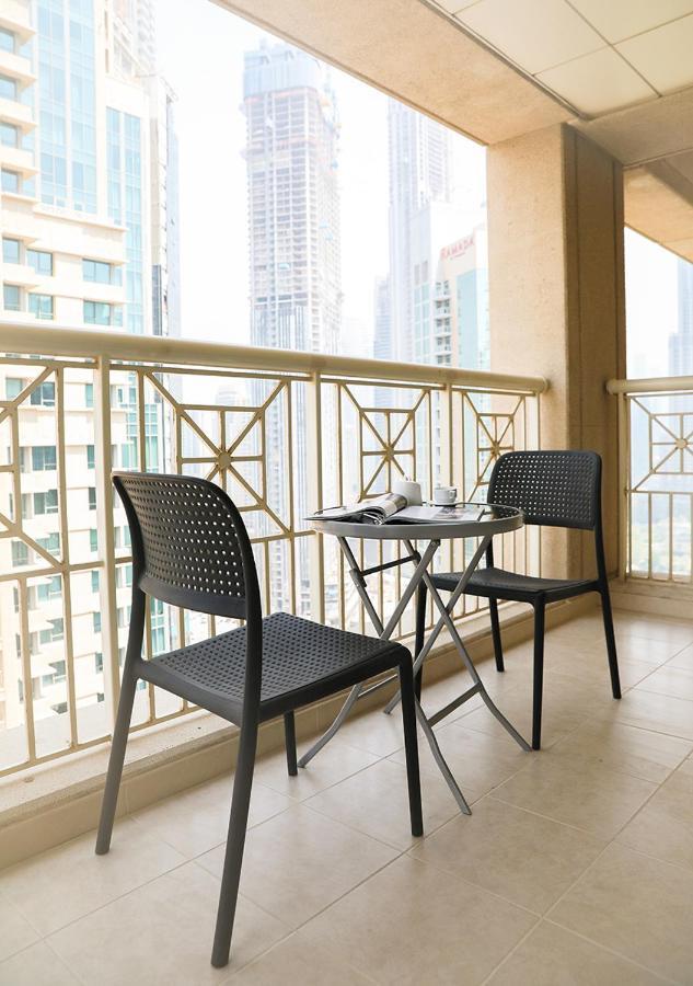 Nasma Luxury Stays - Fancy Apartment With Balcony Near Burj Khalifa Dubai Exterior photo